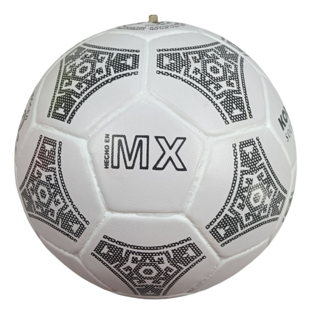 Balón De Fútbol Kora No.5 32 Gajos Blanco