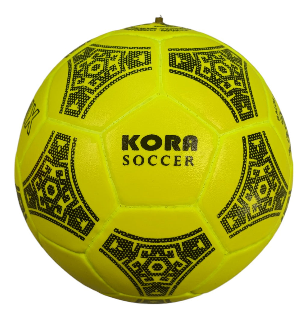 Balón De Fútbol Kora No.5 32 Gajos Amarillo