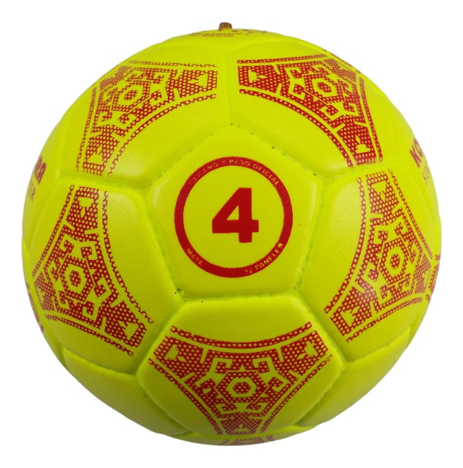 Balón De Fútbol Kora No.4 32 Gajos