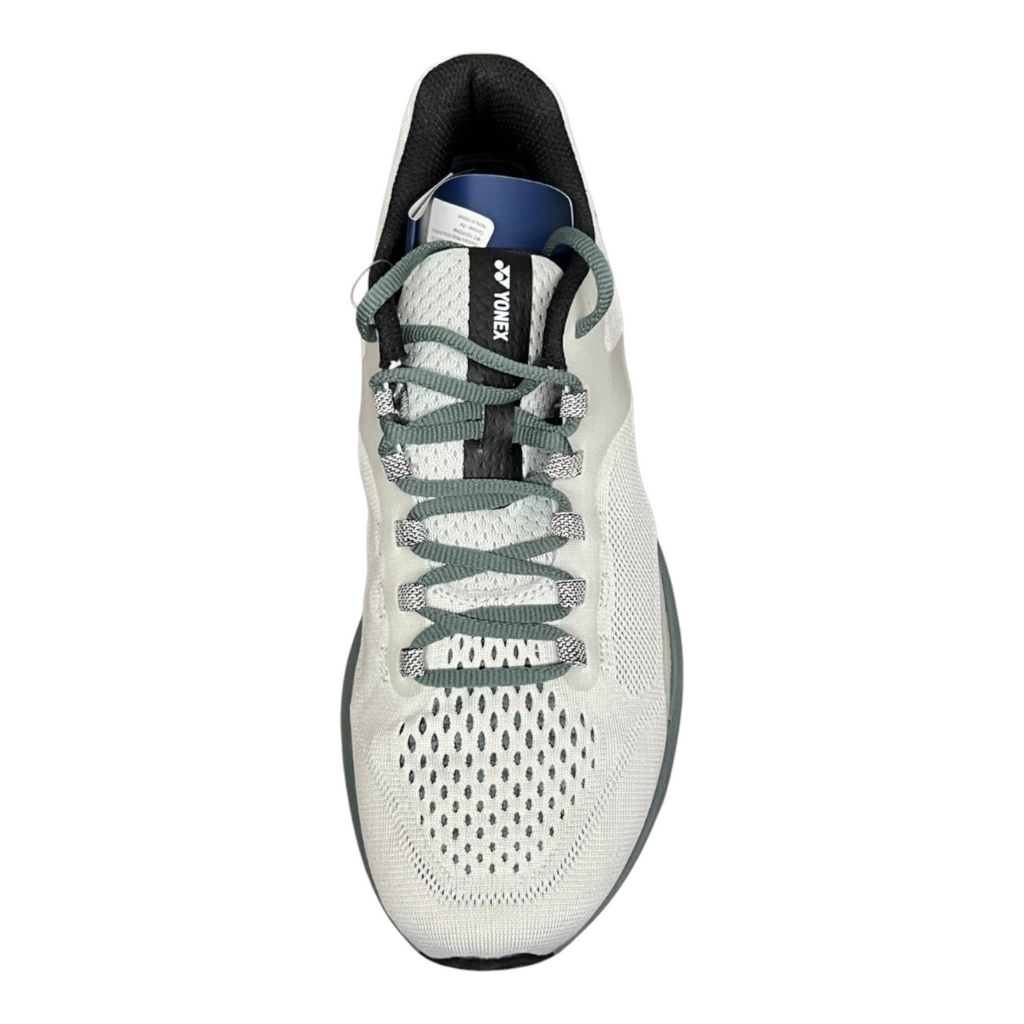 Tenis de running Radach Sports Yonex Saferun Fitjog en color verde oliva claro con malla transpirable y cordones