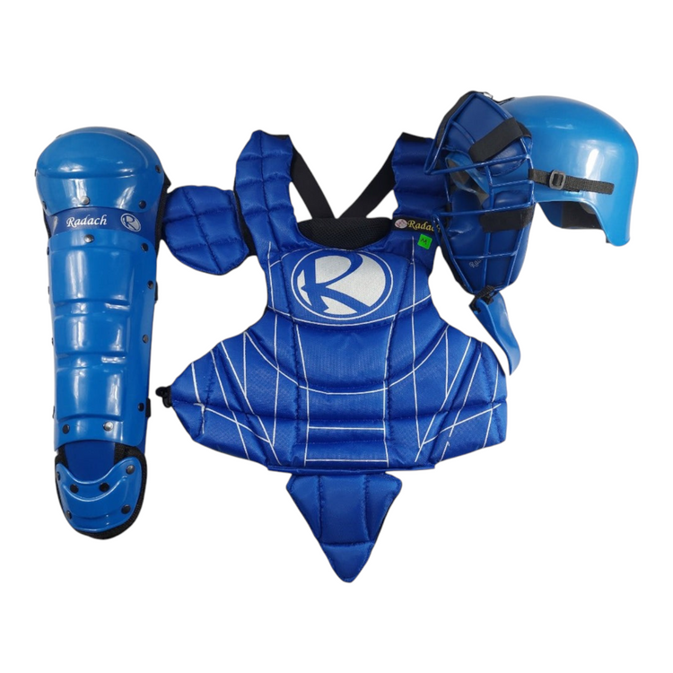 Set de arreo de catcher juvenil Radach Sports en color azul rey, incluye peto, espinilleras y careta protectora.