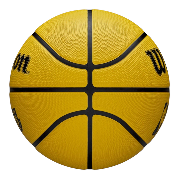 Balón de básquetbol Wilson NBA Team Tribute Lakers talla 7 en color amarillo con canales negros de Radach Sports
