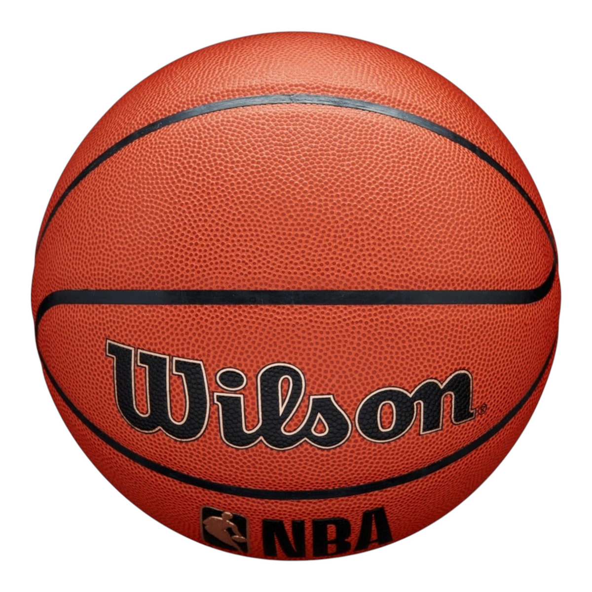 Balón de básquetbol Wilson NBA Forge talla 6 color naranja con textura rugosa y logotipos oficiales en Radach Sports