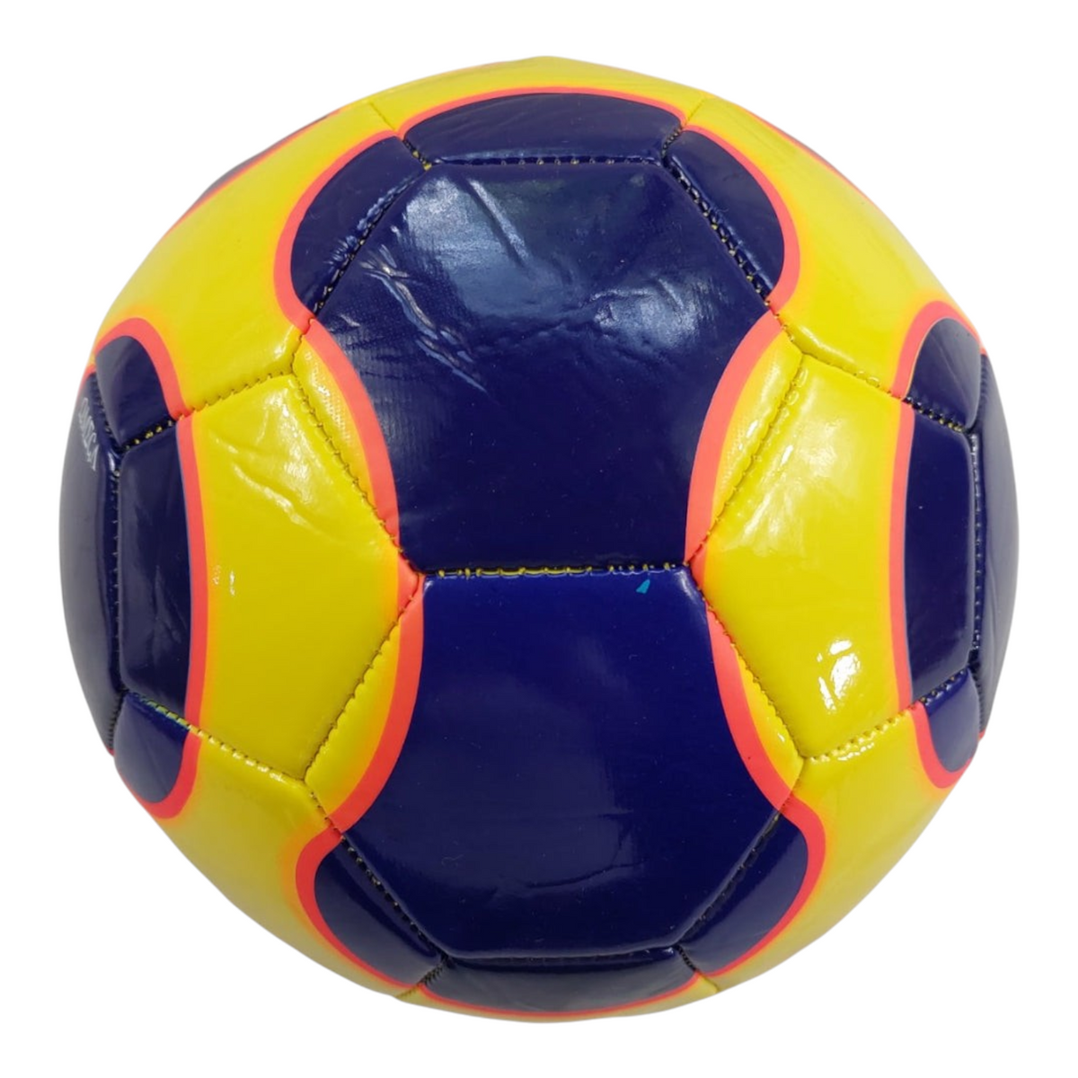 Balón de fútbol recreativo Radach Sports número 5, diseño sintético en color morado y amarillo con detalles neón.