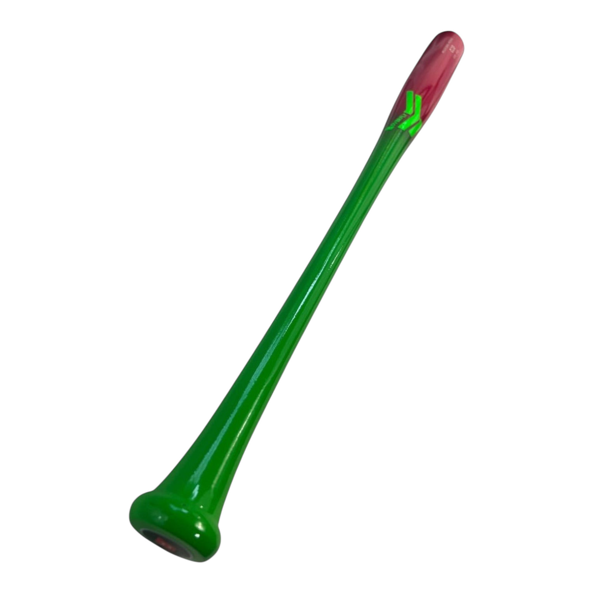 Bat de béisbol Radach Sports Overfly CC13 de madera de maple, 33 pulgadas, diseño bicolor en rosa y verde brillante.