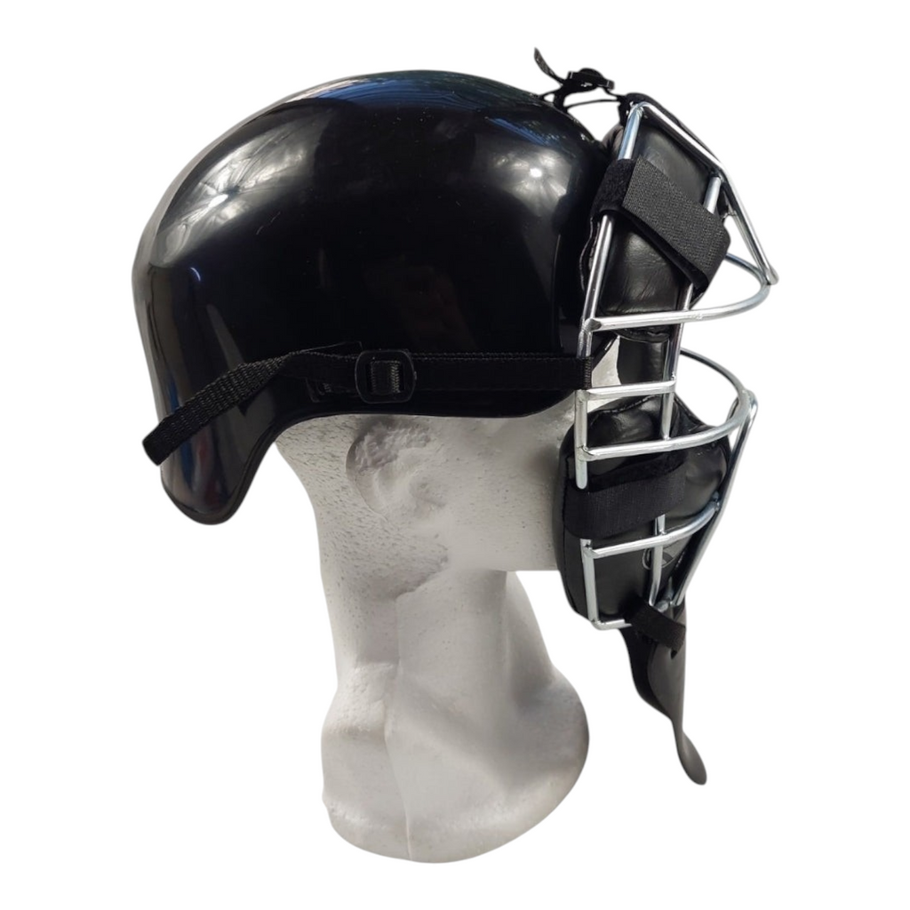 Careta de catcher Radach Sports infantil en color negro con rejilla metálica protectora sobre maniquí