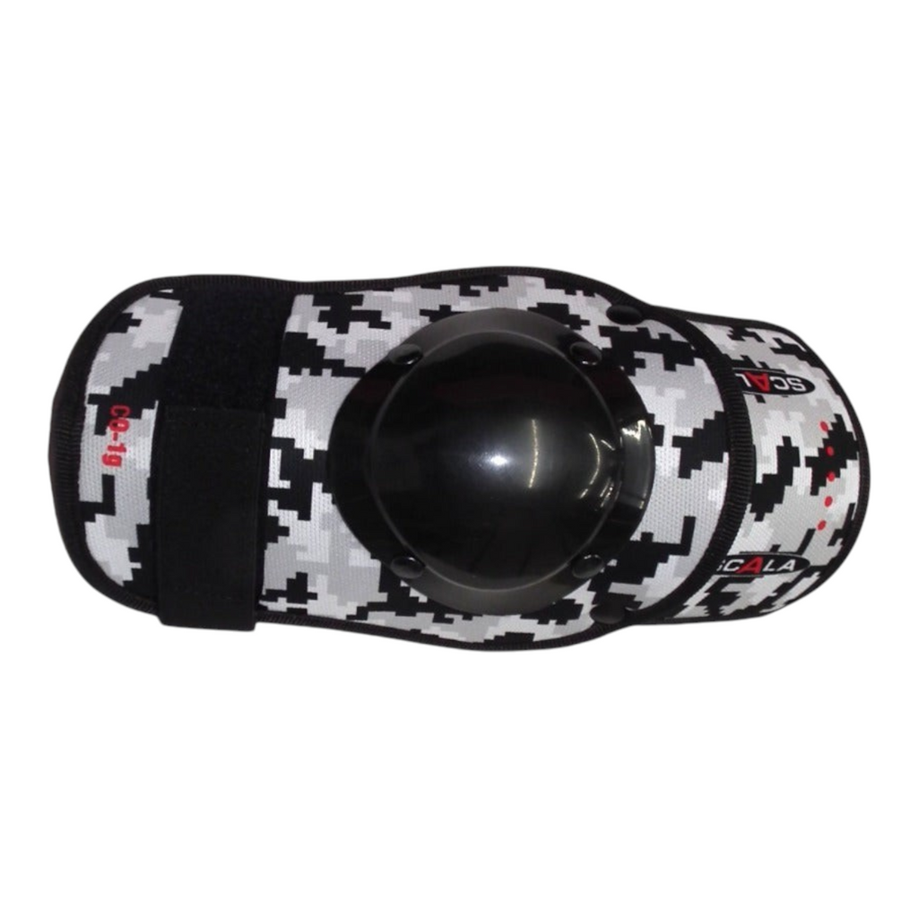 Codera para bateador Radach Sports Scala con estampado de camuflaje blanco y negro y protector rígido central