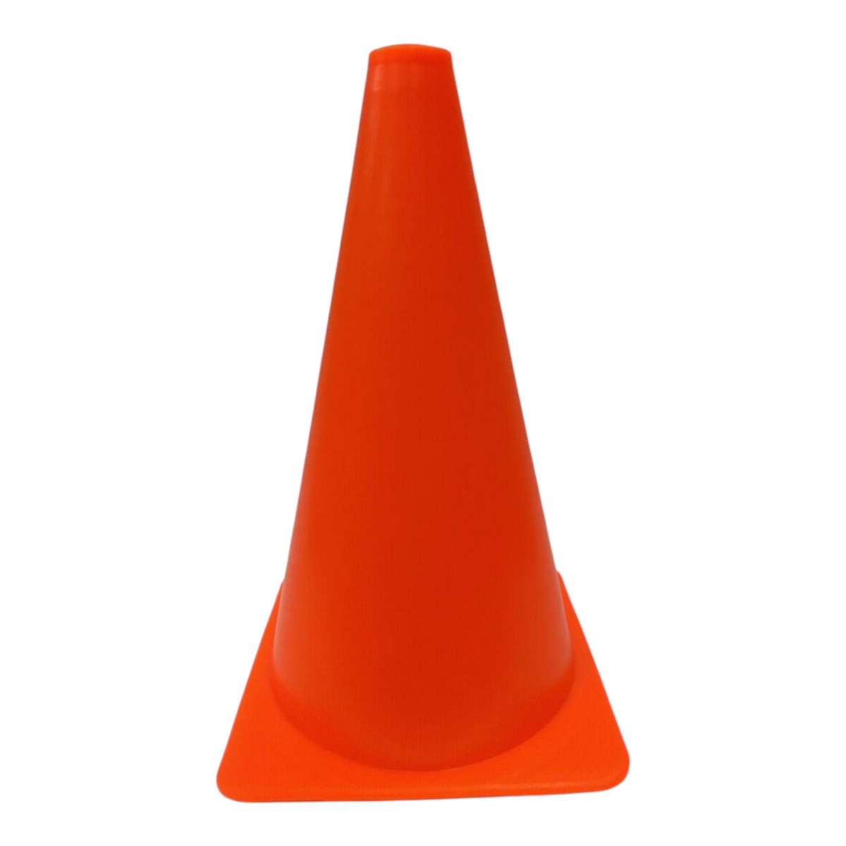 Cono deportivo naranja de Radach Sports para entrenamiento y delimitación de áreas en actividades físicas