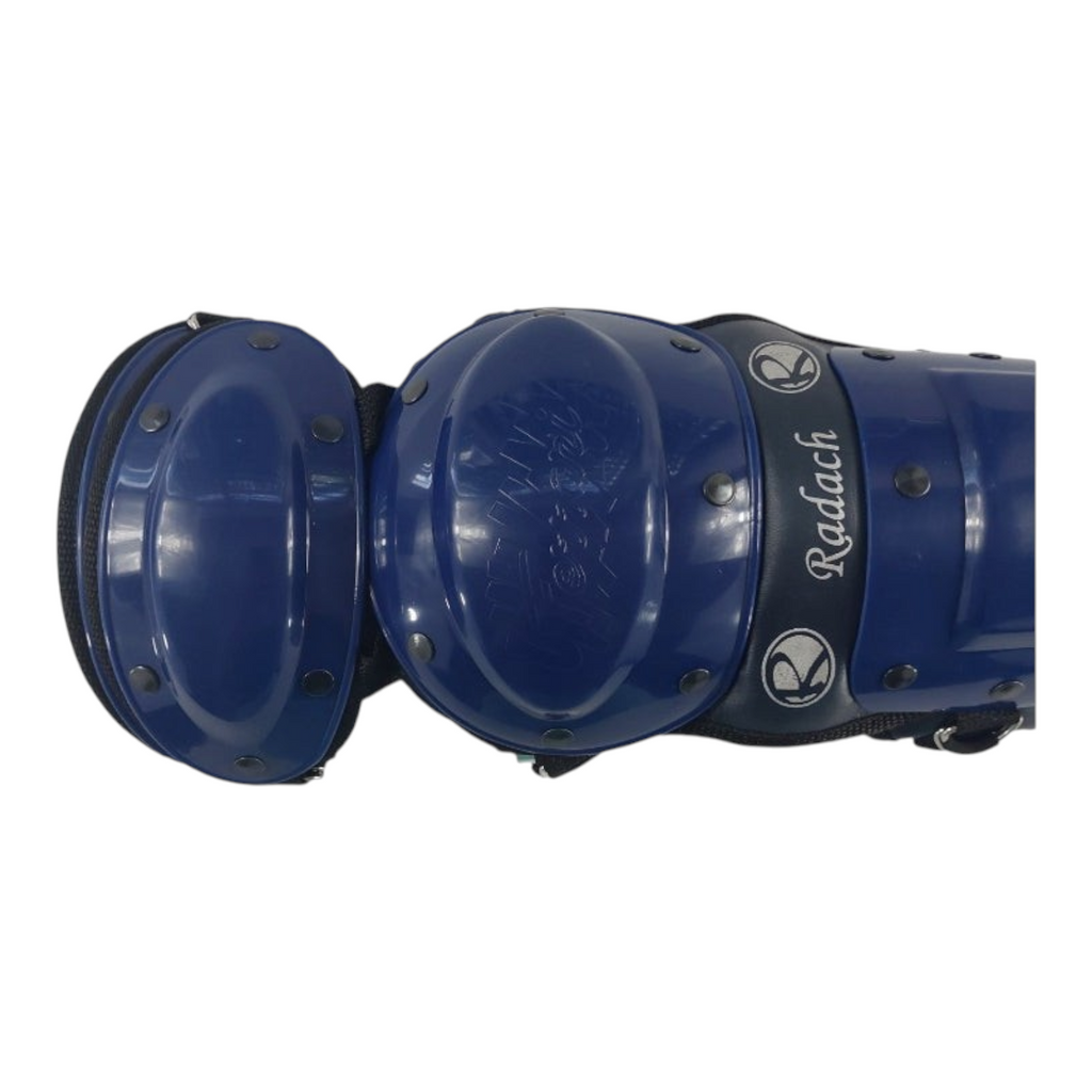 Espinilleras de béisbol Radach Sports color azul marino con doble protección para rodilla y muslo de receptor