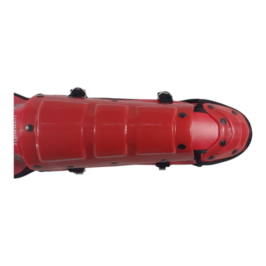 Espinilleras de béisbol infantiles Radach Sports en color rojo con protección para rodilla y muslo