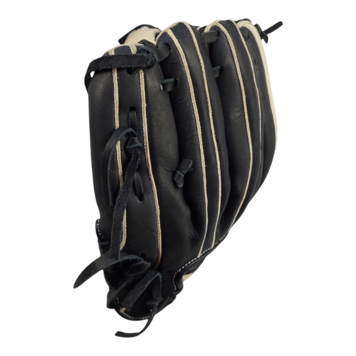 Guante de béisbol Radach Sports Pro de 11.5 pulgadas en piel color negro y hueso para infielder