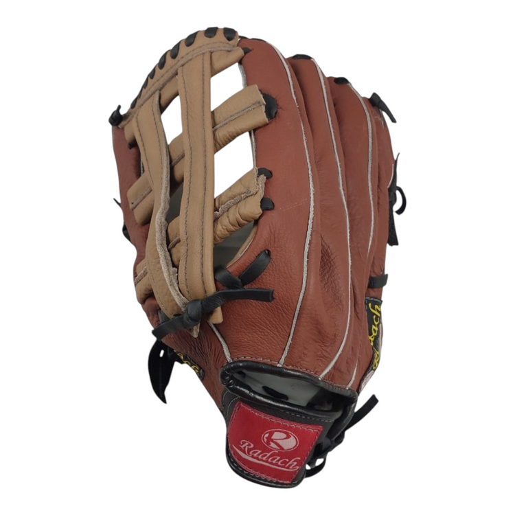 Guante de softbol Radach Sports de 14 pulgadas para zurdo, fabricado en piel color café y paja con diseño profesional.