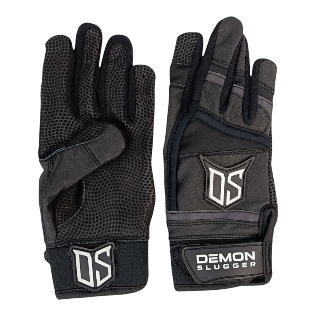 Guantes de bateo para niño Radach Sports Demon Slugger en color negro con palma de piel y cierre de compresión