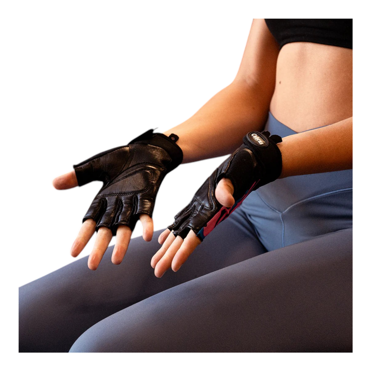 Guantes de gimnasio Radach Sports para dama en piel genuina negra con detalles multicolor y diseño sin dedos