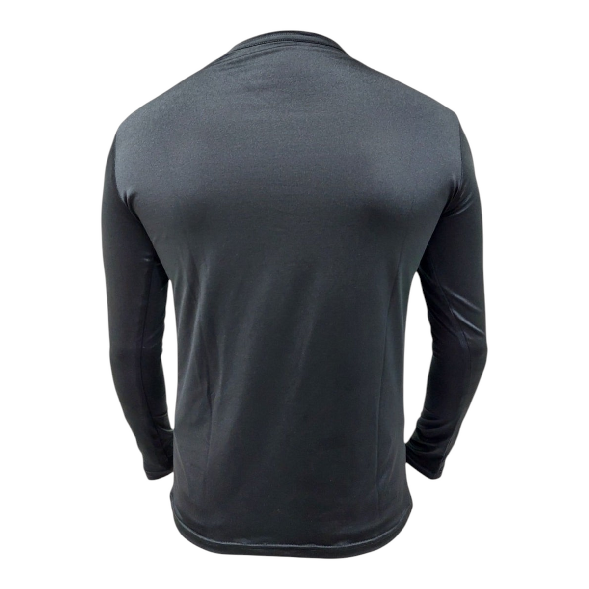 Vista trasera de licra de beisbol manga larga Radach Sports en color negro, fabricada en material deportivo cómodo.