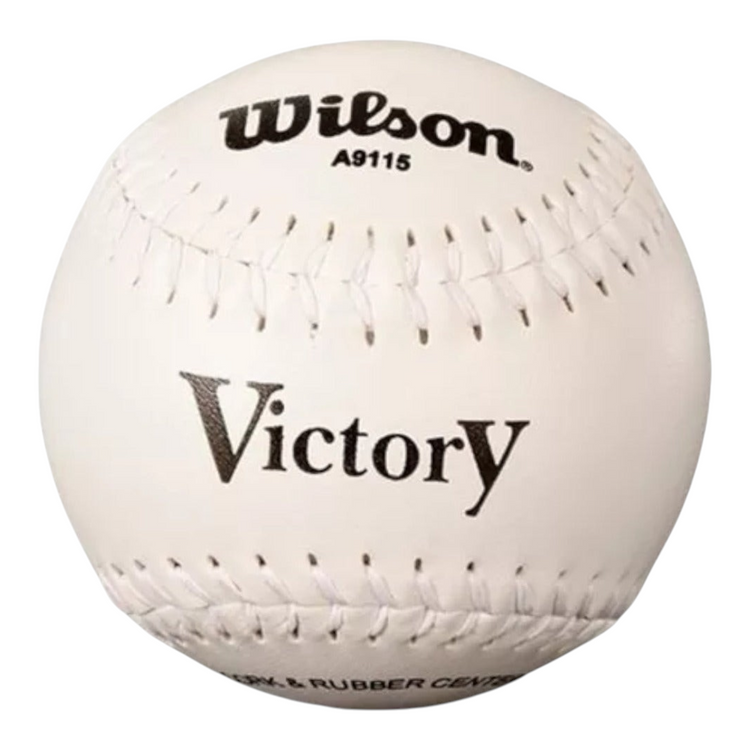 Pelota de softbol Wilson Victory A9115 blanca de piel sintética con costuras visibles, disponible en Radach Sports