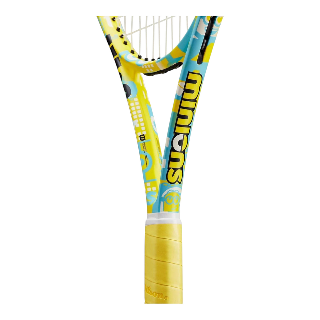 Raqueta de tenis Radach Sports Wilson Minions Clash 100 V2 con diseño multicolor, marco flexible y grip amarillo