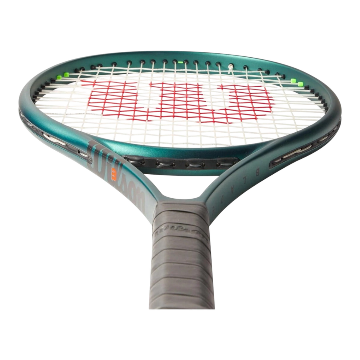 Raqueta de tenis junior Radach Sports Wilson Blade 25 V9 en color verde esmeralda con cordaje Wilson Sensation