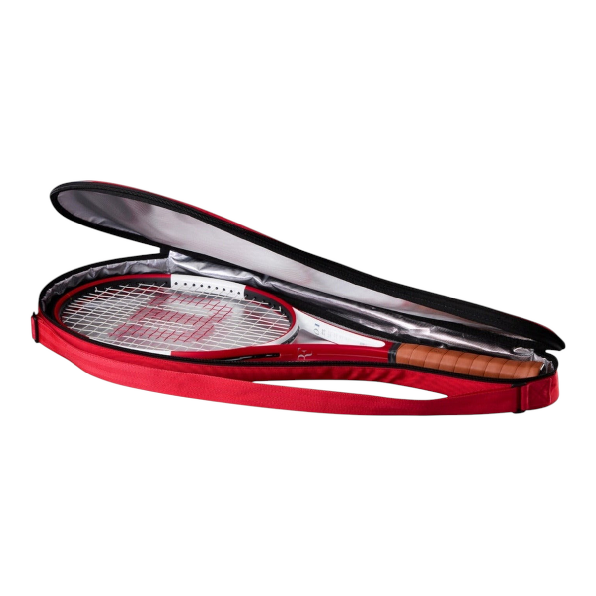 Raqueta de tenis Wilson RF 01 Pro Classic en funda protectora roja de Radach Sports