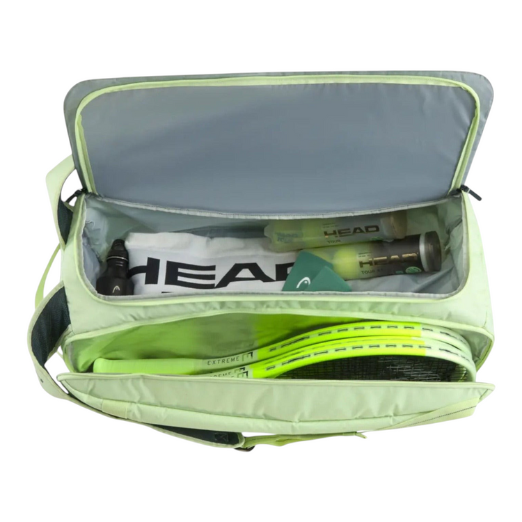 Raquetero Radach Sports Head Pro Duffle L color verde claro con raquetas y accesorios de tenis en su interior