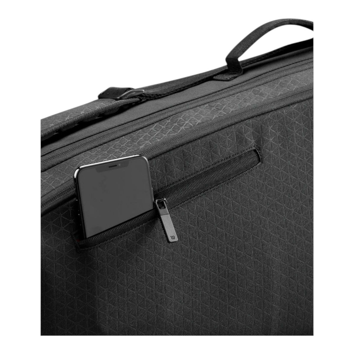Detalle del bolsillo lateral del raquetero Radach Sports Wilson Clash V3 negro con patrón triangular y móvil