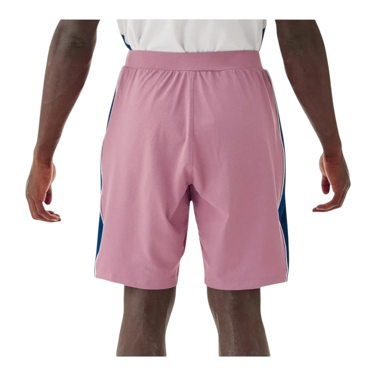 Vista trasera del short deportivo Radach Sports Yonex 15199EX en color rosa perla con cintura elástica