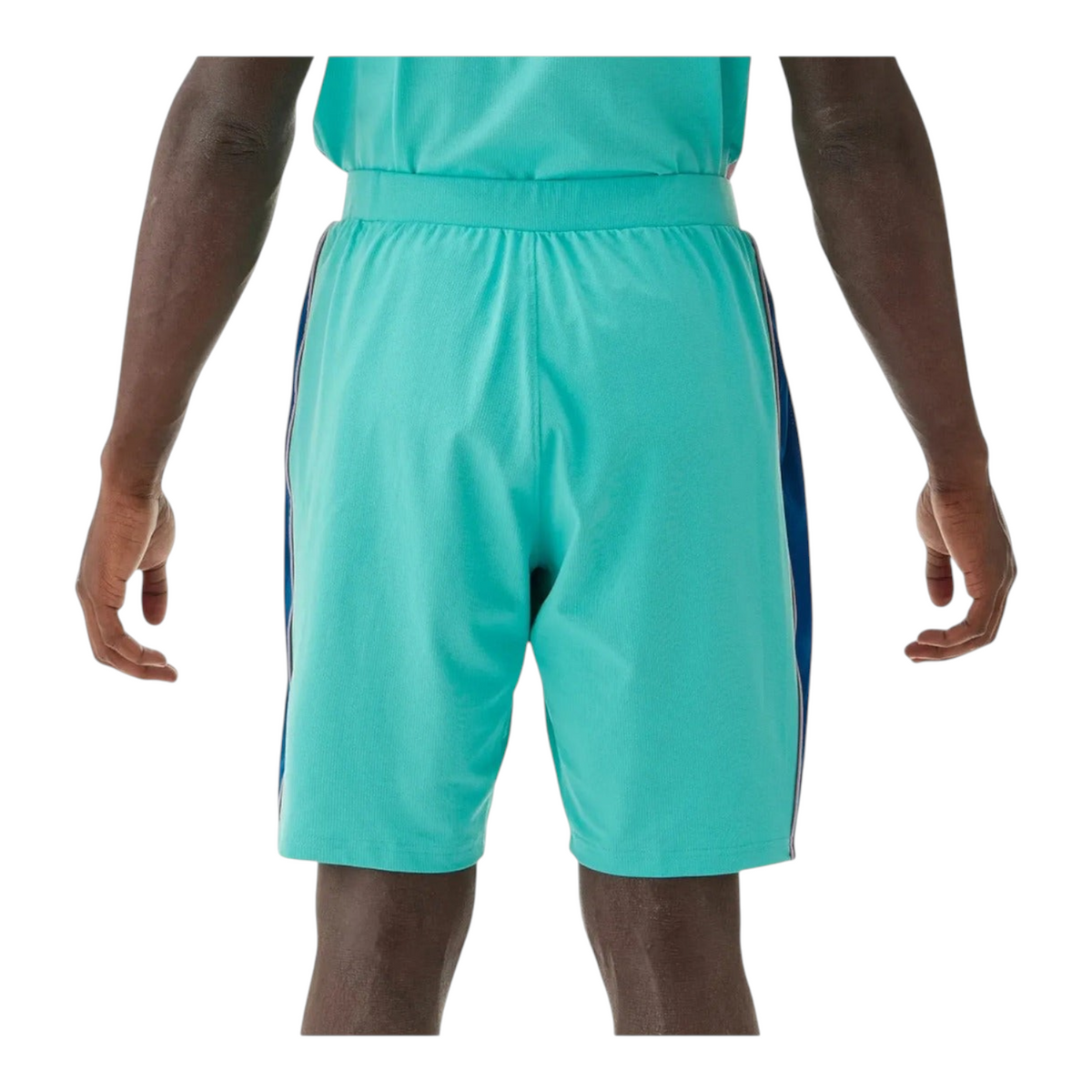 Vista trasera del short deportivo Radach Sports Yonex 15199EX en color verde menta con cintura elástica