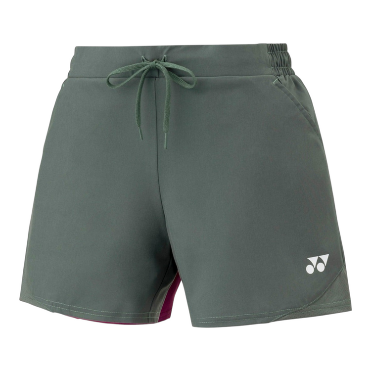 Shorts deportivos Radach Sports Yonex de mujer en color oliva con cintura elástica, cordón y bolsillos laterales.