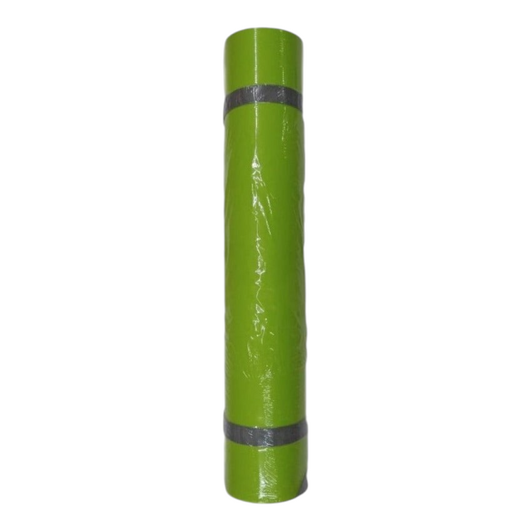 Tapete de yoga Radach Sports color verde enrollado con arnés de transporte, fabricado en material EVA resistente.