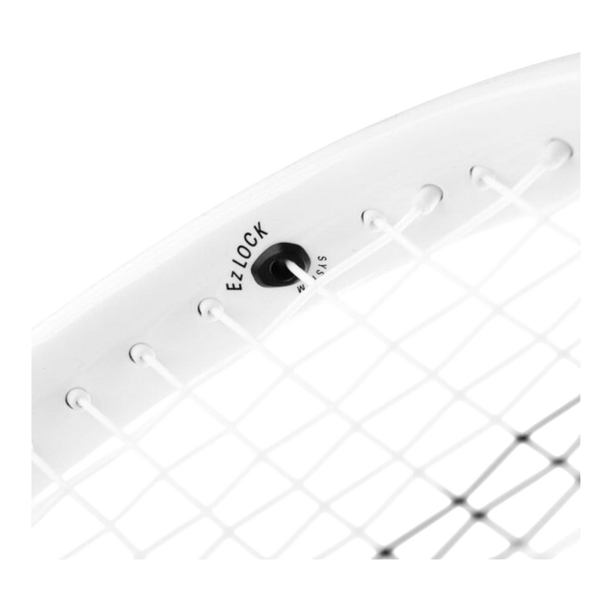Detalle del marco blanco y sistema Ez Lock en la raqueta de tenis Tecnifibre T-Fight 300g de Radach Sports