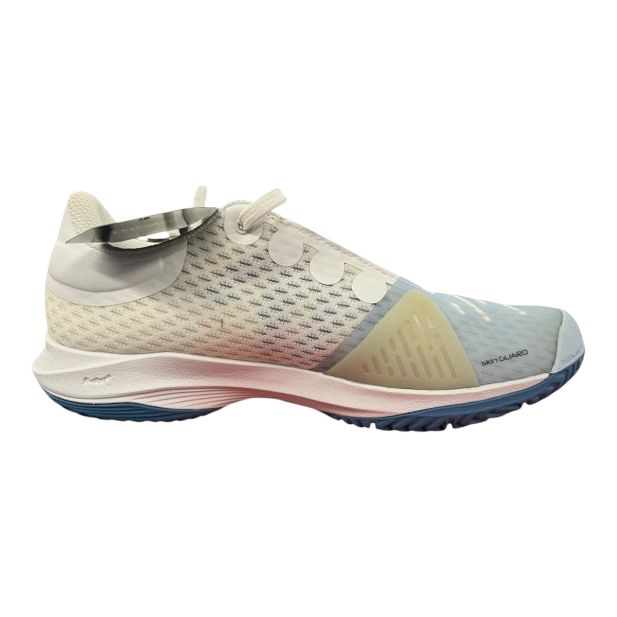 Tenis de tenis Radach Sports Wilson Kaos 3.0 para dama en color blanco y azul con tecnología Skinguard aerodinámica