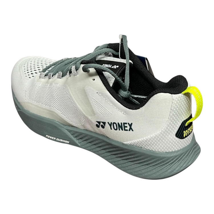 Tenis Radach Sports Yonex Saferun Fitjog color verde oliva claro con tecnología Power Cushion para correr y gimnasio