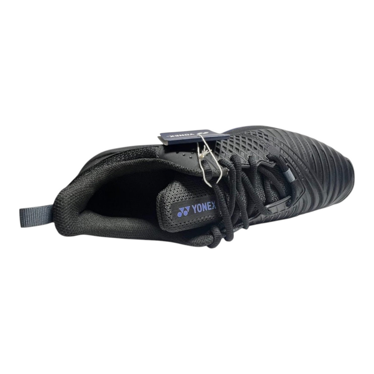 Tenis de tenis Radach Sports Yonex Sonicage 3 en color negro con diseño ligero y flexible para mayor velocidad