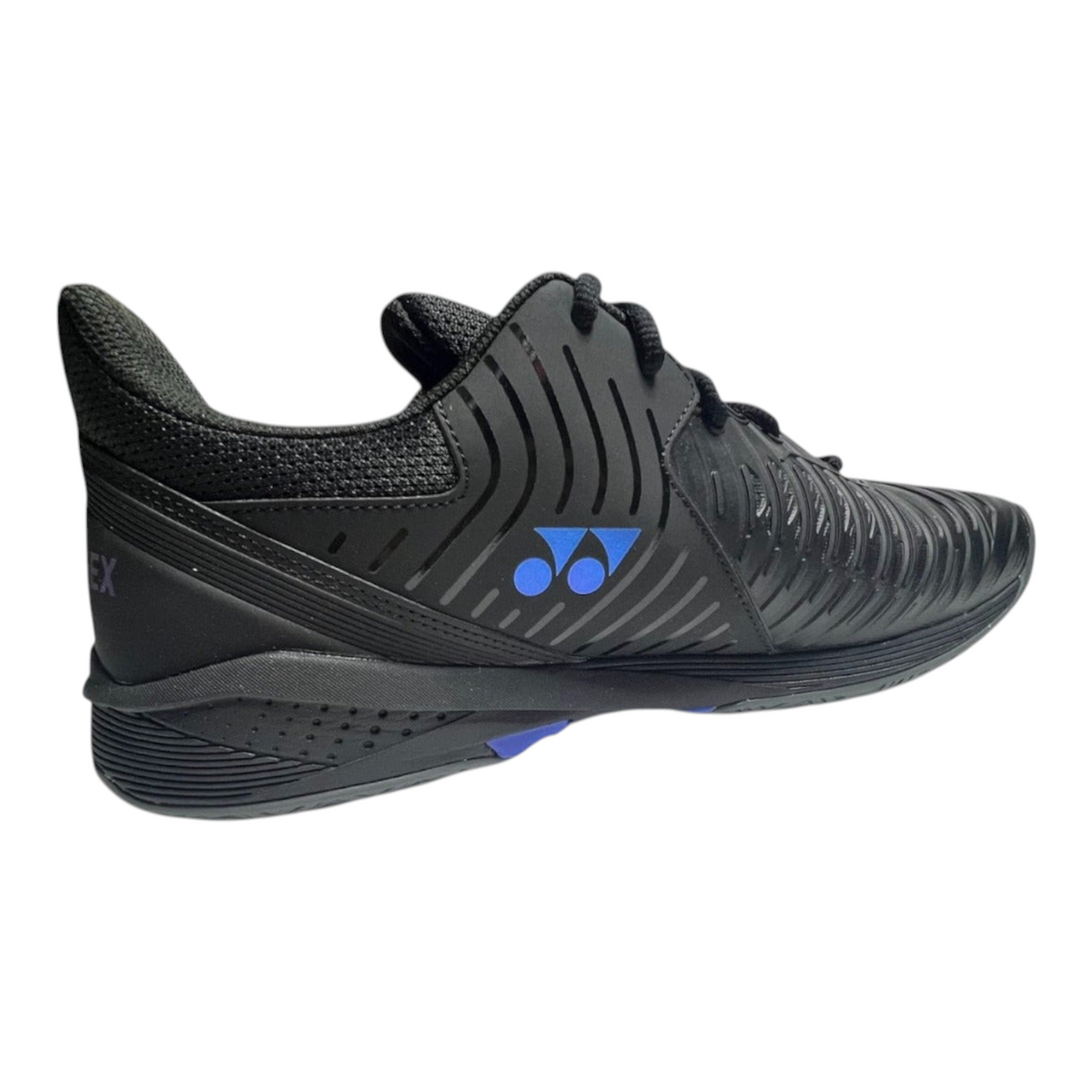 Tenis Radach Sports Yonex Sonicage 3 negros con detalles azules, diseño ligero y estable para tenis de alto rendimiento