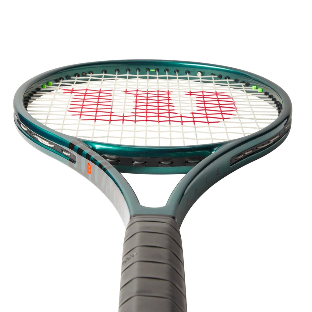 Raqueta Wilson Blade Pro 98 V9 - detalle del encordado 16x19